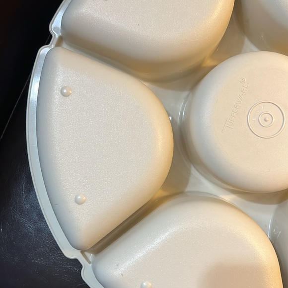 Vintage Tupperware Divided Veggie Fruit Dip Party Tray Bottom Tray For Ice - Picture 13 of 13